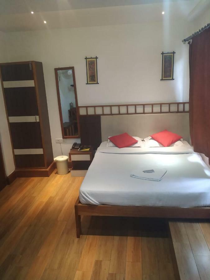 Hotel Shaurya Inn Shillong Eksteriør billede